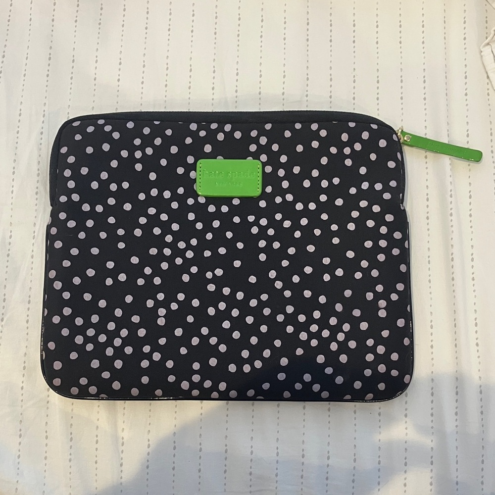 Kate Spade New York Neoprene Tablet iPad Sleeve Pouch Case Black Polka Dot Zip